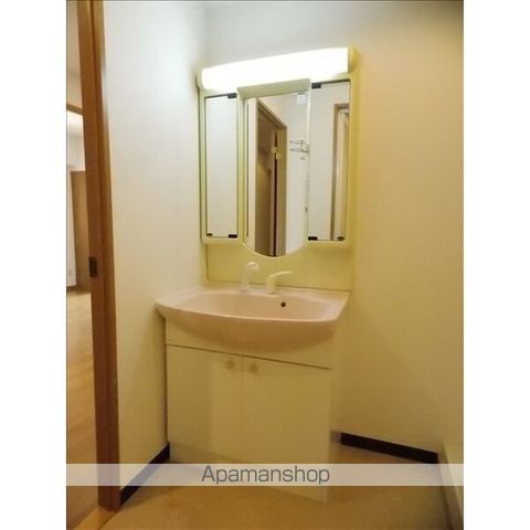 ロイヤルヒルズの内装写真