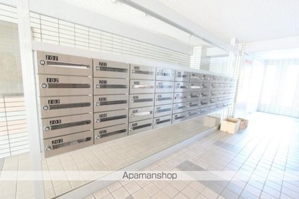 香川県高松市鶴市町[3DK/61.1m2]の共用部1