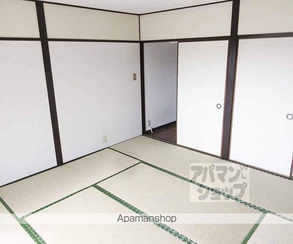 西浦マンションの内装写真
