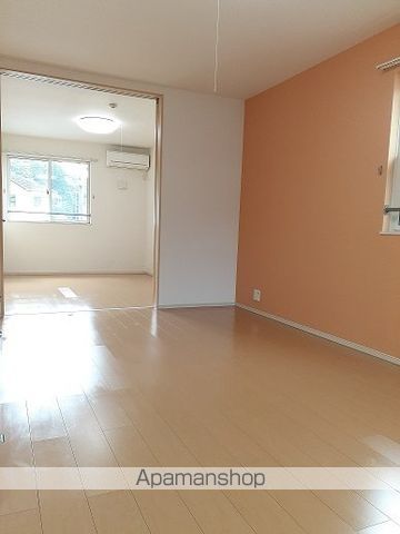 サウスウェーV Aの内装写真