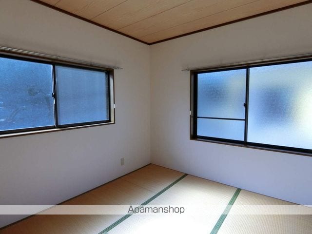 御前崎市 1階建 築28年の内装写真