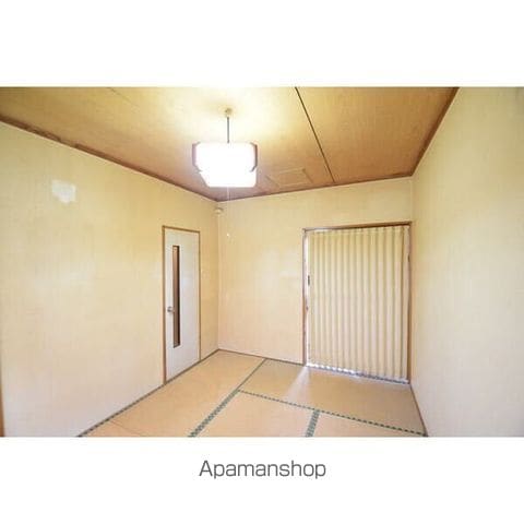 新都ハイツIの内装写真