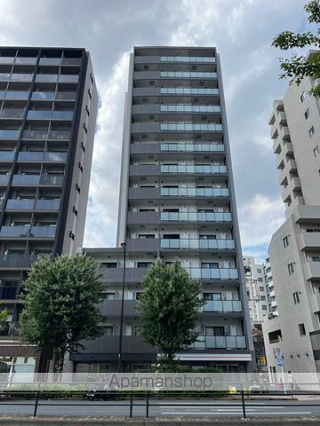 新宿区北新宿のマンションの外観1