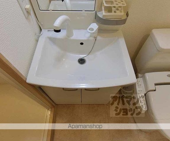 フラッティ壬生坊城の内装写真