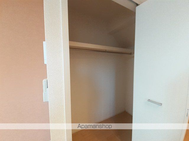NEW プラシード Rの内装写真