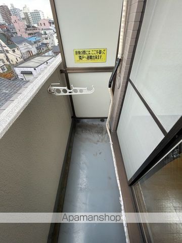メインステージ中井駅前[1R/16.74m2]のバルコニー