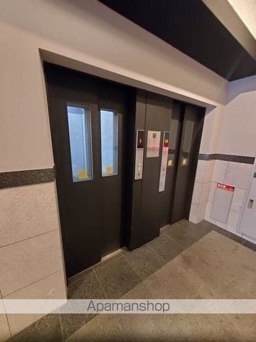 レジディア南1条の外観写真