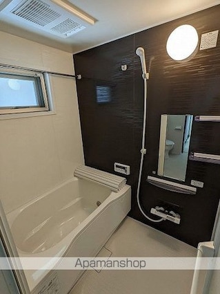 新富町セゾンヴェール[1K/25.77m2]のバス