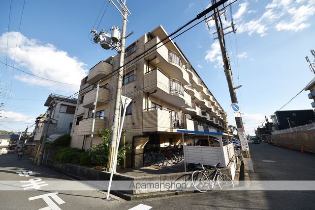 サンフラッツ南桜塚の外観写真