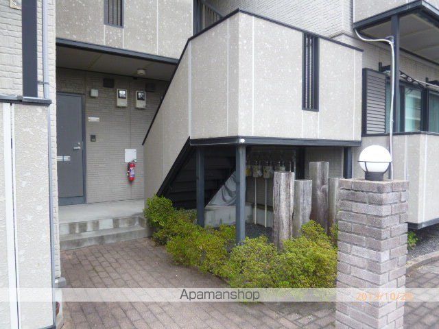 WAKABAの玄関写真