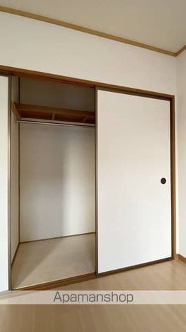 シャンポール芳泉D棟の内装写真