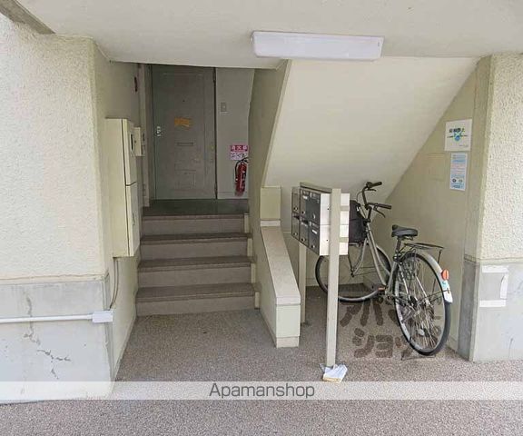 中川ハイツの玄関写真