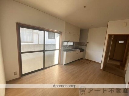 畑寺戸建て借家　Ａ棟[4DK/85.41m2]のリビング・居間
