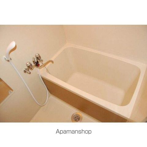 ジュマ宮の森A棟の内装写真