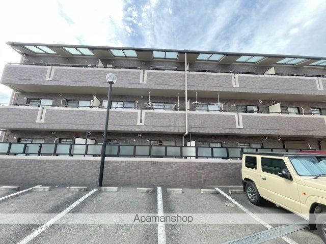日恵ハイツE棟の外観写真