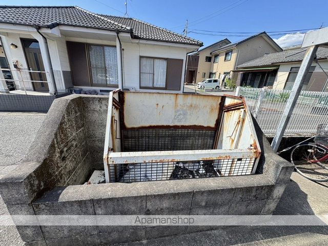マンション太陽の玄関写真