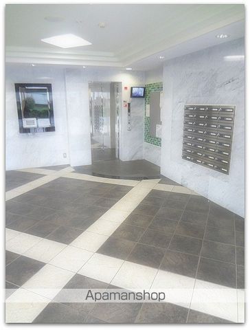 アシュランス新町の玄関写真