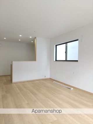 ヤマイチテラス西浜[3LDK/72.66m2]のリビング・居間