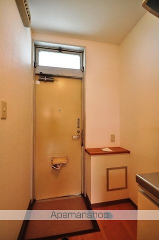 エステートピア平井N棟の玄関写真
