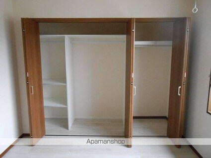 サンライズ杉山[2K/43.54m2]の収納