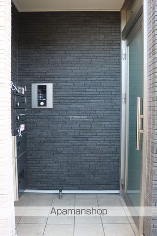 アストラルIIIBの玄関写真