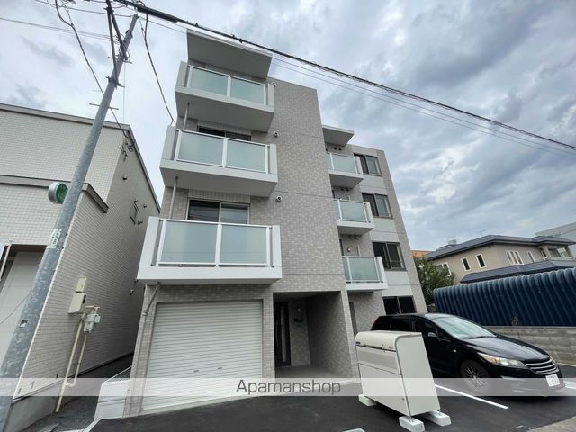 A BOND東札幌の外観写真
