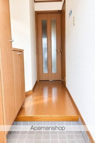プラティーク・K Iの内装写真
