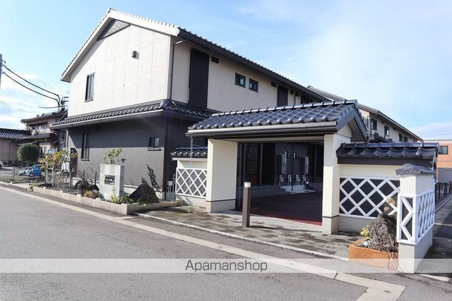 ROYAL西荒屋の外観写真