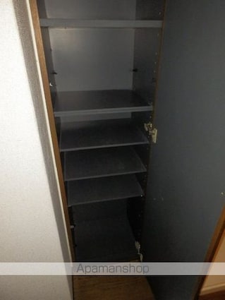 プレミール国立[1K/20.88m2]の玄関2