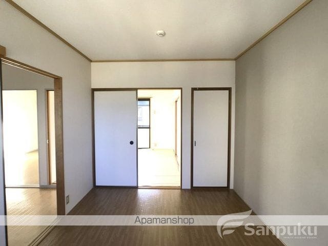 ルミエール22 A棟の内装写真