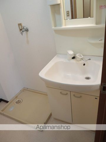 HIGASHIOマンションの内装写真