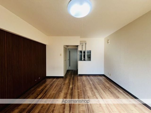 クレステージ宮前の内装写真