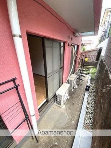 ヨコハマベイストロベリーインターナショナルの内装写真