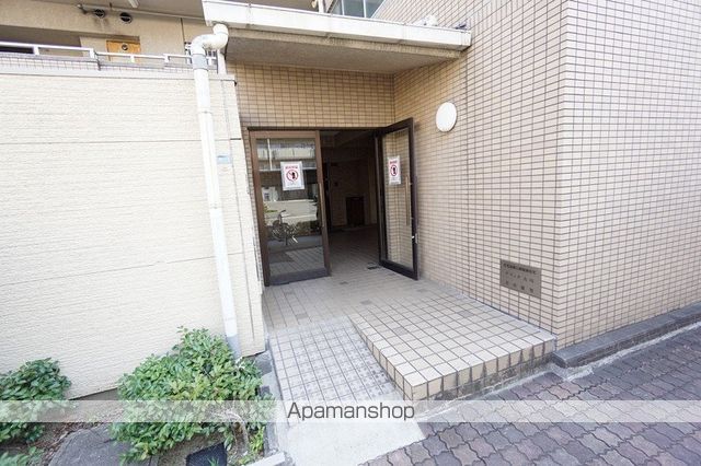 アフィデ古川の玄関写真
