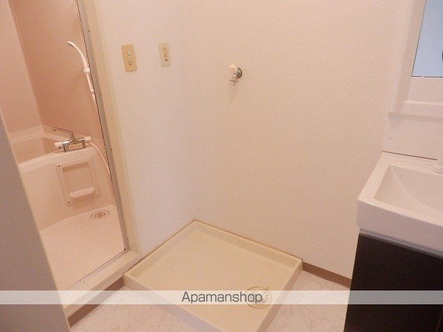 ロイヤルヒルズ高丘の内装写真