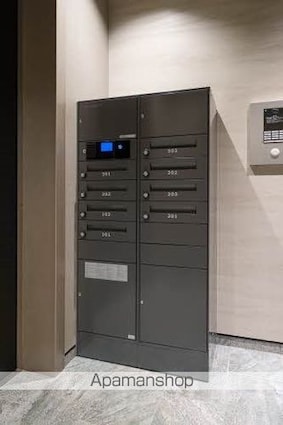 アンビシア赤木[1LDK/42.15m2]の共用部1