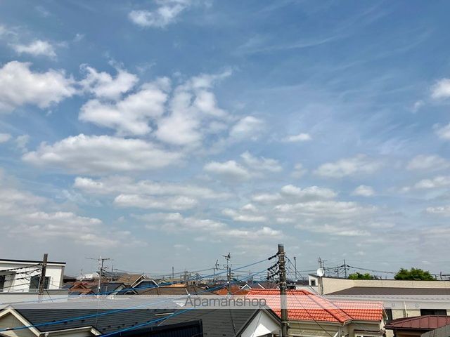 東武伊勢崎・大師線 大袋駅 徒歩20分 3階建 築12年の内装写真