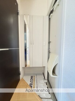 カルチェラタン[1LDK/28m2]の玄関