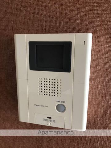 クリスタルビルの内装写真