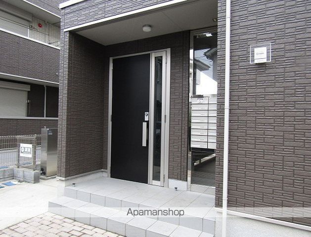 サンプレジールの玄関写真