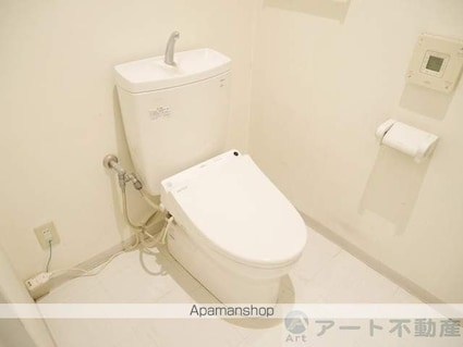 第７コートエル（テナント）[1R/372.42m2]のトイレ1