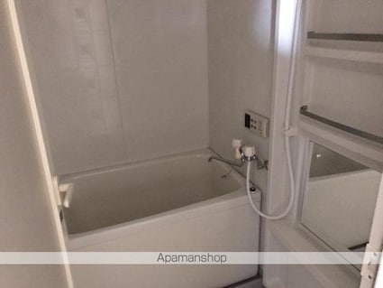 プチストーン[2LDK/49.5m2]のバス