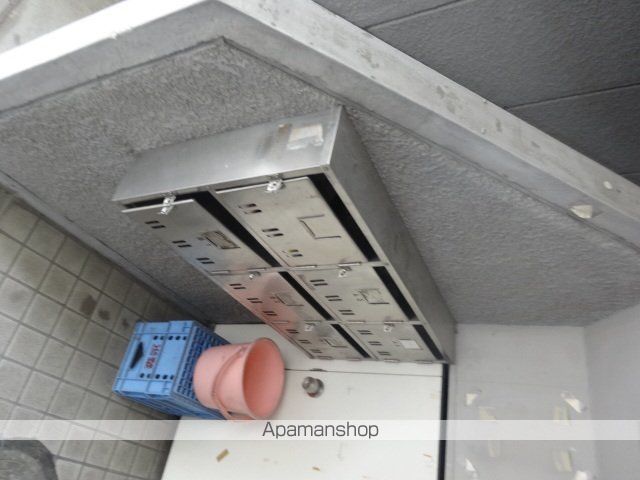 鶴田マンションの玄関写真
