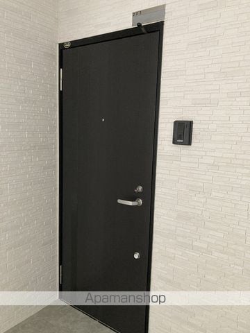 ラフィネ東大畑通の玄関写真