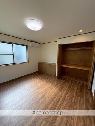 渋谷区本町５丁目戸建[5LDK/120.02m2]の洗面所