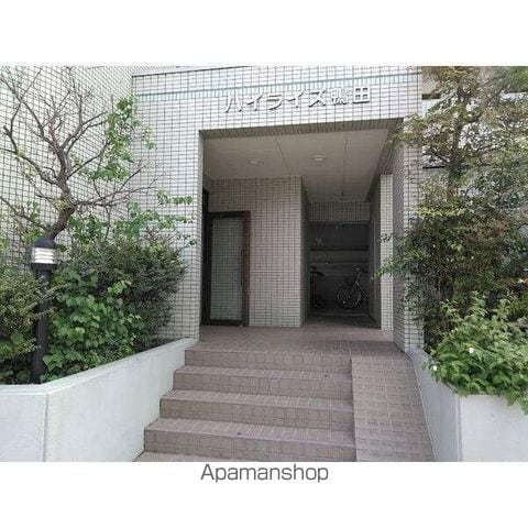 ハイライズ鴨田の玄関写真