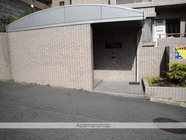 フォルム夙川37の玄関写真