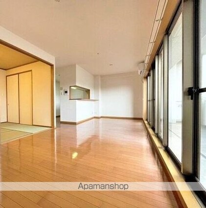 アルファステイツ国際ホテルサイド[3LDK/75.13m2]のリビング・居間