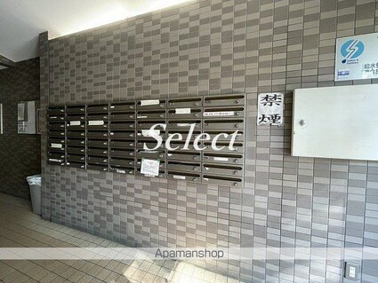 神奈川県横浜市中区弥生町１丁目[1K/29.1m2]の共用部1