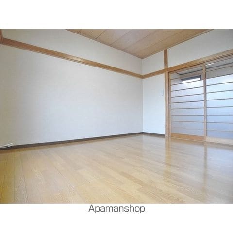 グランドゥール元町IIの内装写真